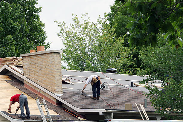 Best Emergency Roof Repair  in Iron River, MI